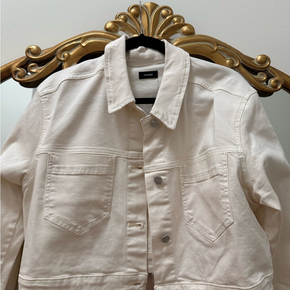 Express Cream Jean Jacket Classic Denim Style